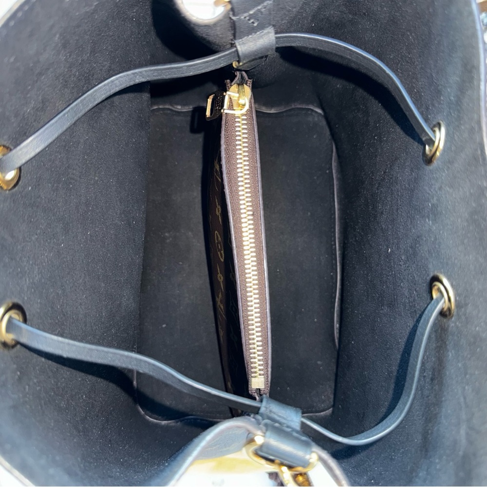 SOLD Louis Vuitton Monogram Neonoe MM Black Bucket Bag - Picture 13 of 14